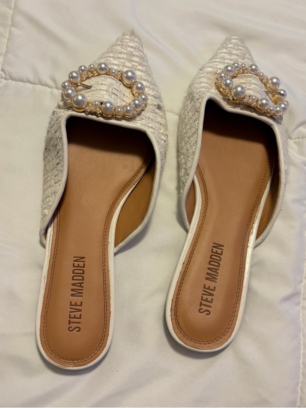 STEVE MADDEN tweed and pearl point toe flats